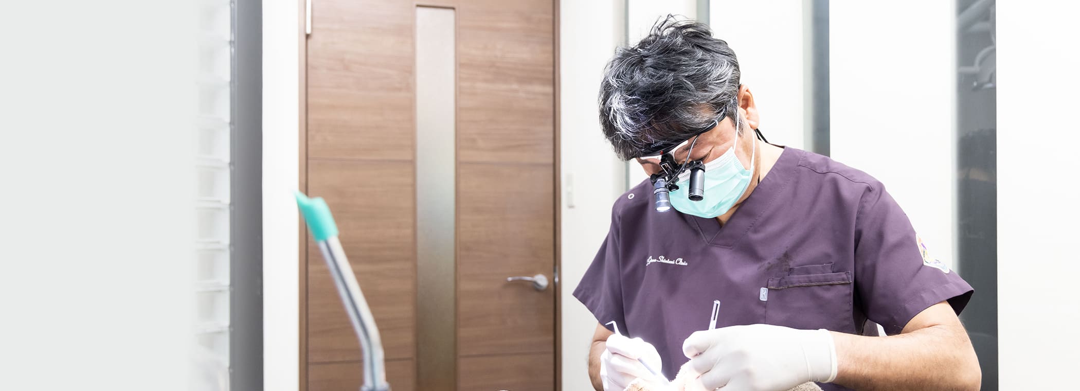 口腔外科のエキスパートが行う匠の親知らず抜歯